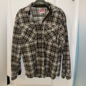 Wrangler Fleece button down shirt.